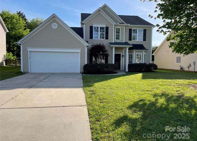 Property at 10923 Amherst Glen Dr, Charlotte, NC 28213, 4 beds, 2.5 baths