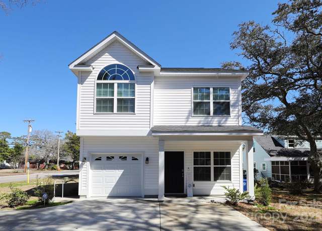 Property at 412 N Oak St, Myrtle Beach, SC 29577, 3 beds, 2.5 baths