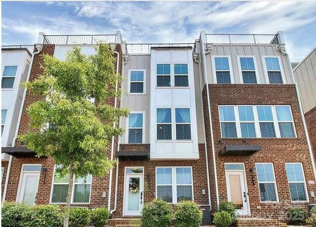 Property at 268 Parkwood Ave, Charlotte, NC 28206, 3 beds, 3.5 baths