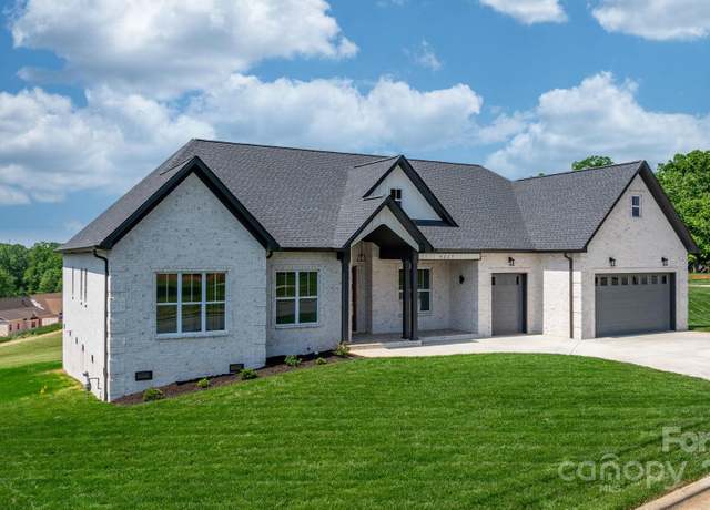 Property at 4227 Holly Cir NE, Conover, NC 28613, 4 beds, 3.5 baths