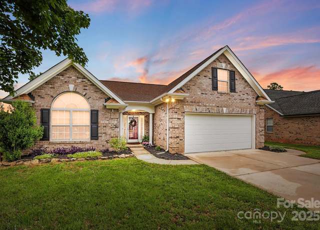 Property at 3327 Flagler Cir, Midland, NC 28107, 3 beds, 2 baths