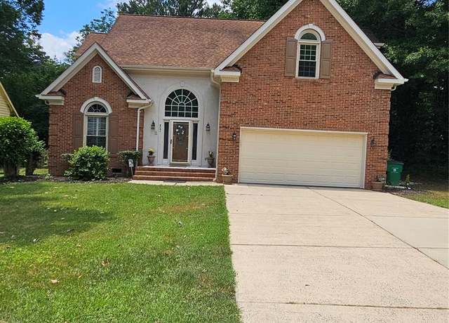 Property at 8731 Sheltonham Way, Charlotte, NC 28216, 4 beds, 2.5 baths