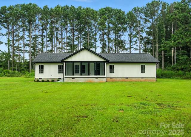 Property at 6205 Richburg Rd, Great Falls, SC 29055, 4 beds, 2 baths