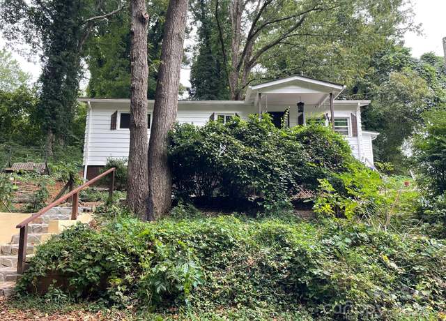 Property at 333 N Meridian St, Rutherfordton, NC 28139, 3 beds, 1 bath