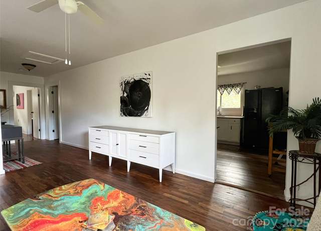 Property at 333 N Meridian St, Rutherfordton, NC 28139, 3 beds, 1 bath