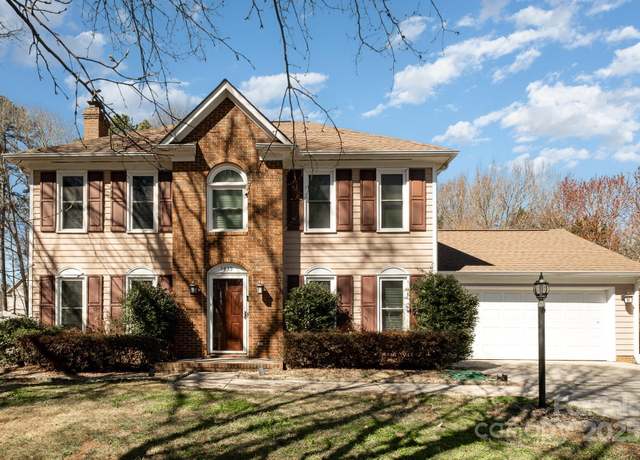 Property at 7435 Trotter Rd, Charlotte, NC 28216, 3 beds, 2.5 baths