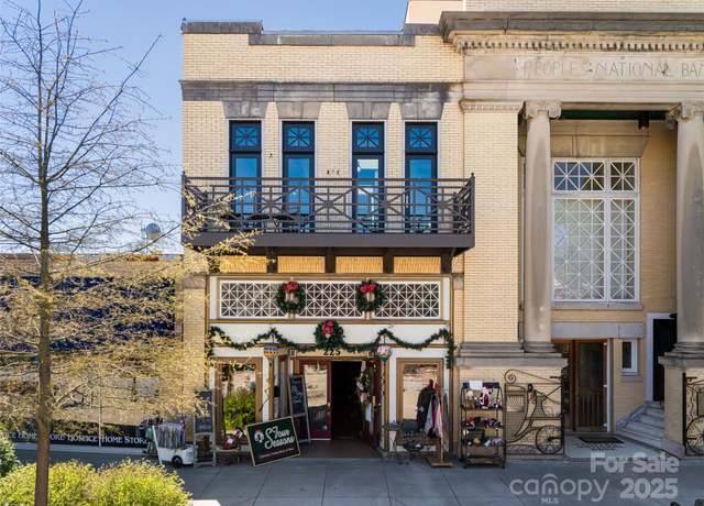 Property at 225 N Main St Unit C, Hendersonville, NC 28792, 3 beds, 2.5 baths