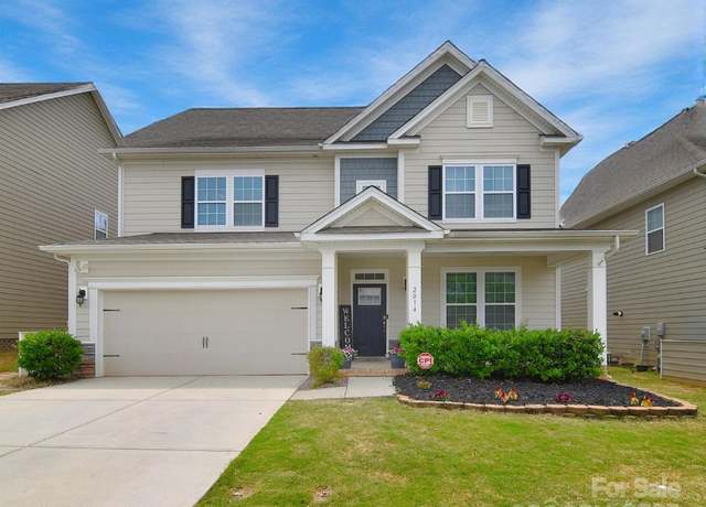 Property at 2014 Burton Point Ct, Waxhaw, NC 28173, 4 beds, 3 baths