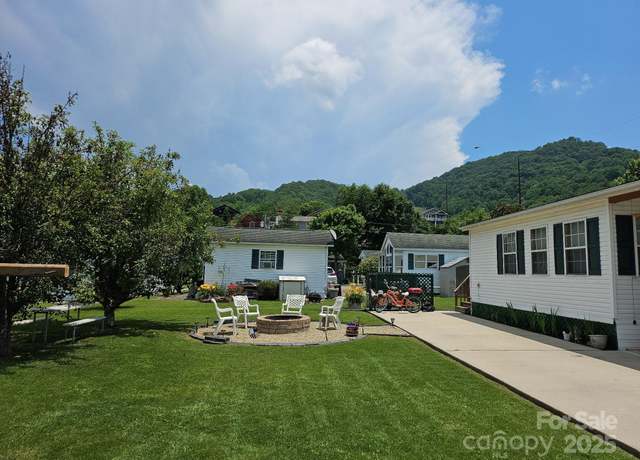 Property at 37 Strollers Ln, Waynesville, NC 28785
