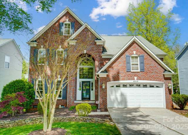 Property at 6519 Summertree Ln, Charlotte, NC 28270, 5 beds, 3.5 baths