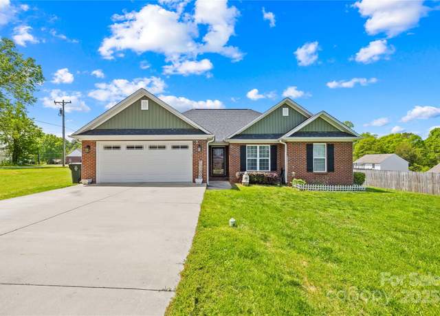 Property at 201 Churchill Dr, Kings Mountain, NC 28086, 3 beds, 2 baths