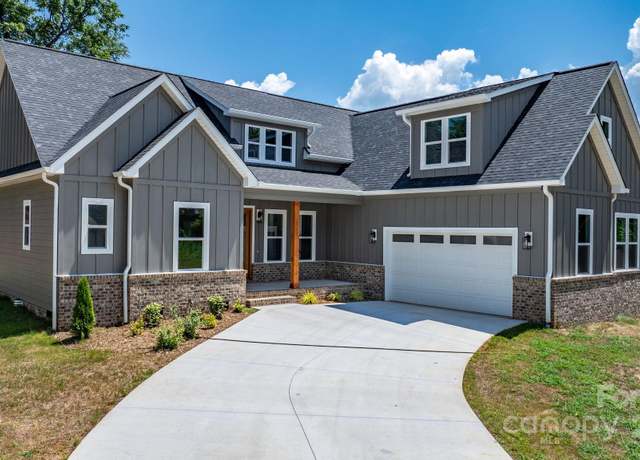 Property at 3733 Whitney Dr NE, Hickory, NC 28601, 4 beds, 3.5 baths