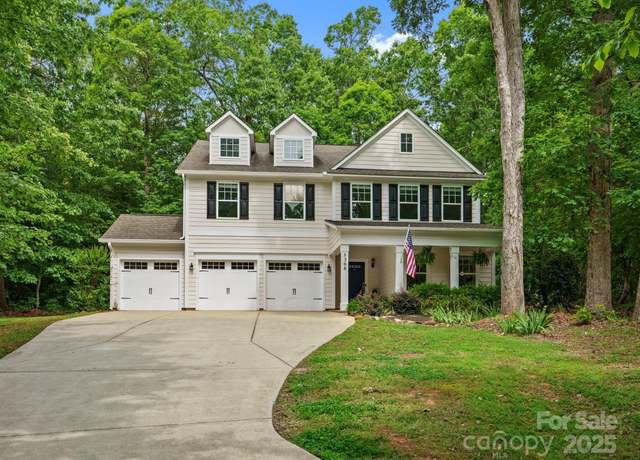 Property at 5308 Lambert Ct, Waxhaw, NC 28173, 5 beds, 3.5 baths