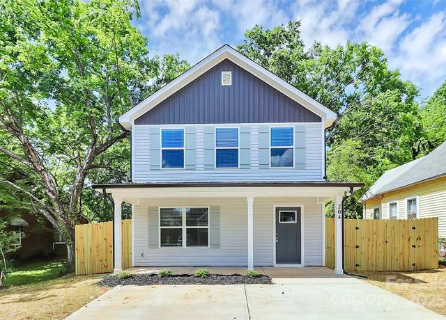 Property at 204 N Yadkin Ave, Spencer, NC 28150, 3 beds, 2.5 baths
