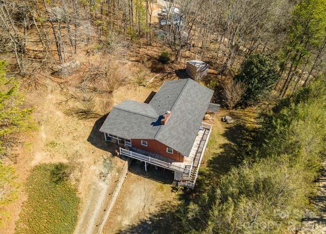 Property at 37 Guffey Mountain Rd, Fairview, NC 28730, 3 beds, 3 baths