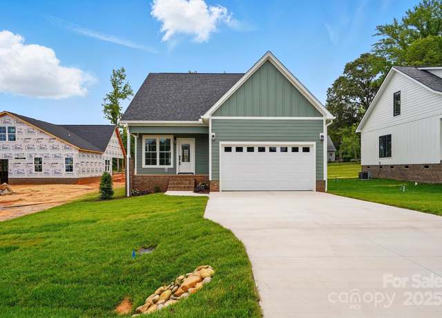 Property at 424 Fulton Dr, Kings Mountain, NC 28086, 3 beds, 2.5 baths