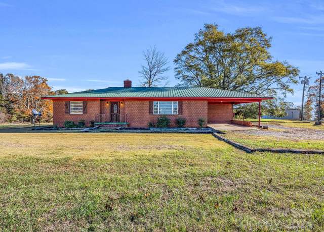 Property at 301 Doggett Rd, Forest City, NC 28043, 2 beds, 1 bath