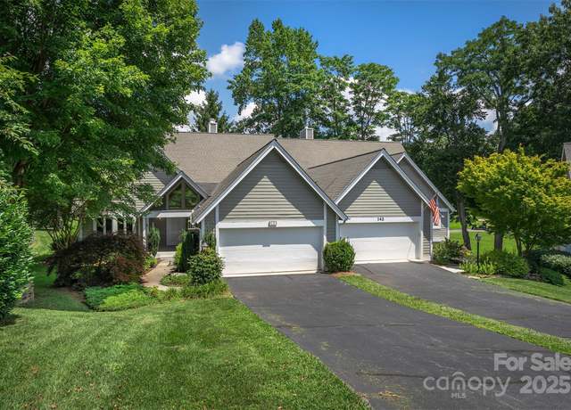 Property at 144 Overlook Dr, Flat Rock, NC 28731, 3 beds, 2 baths