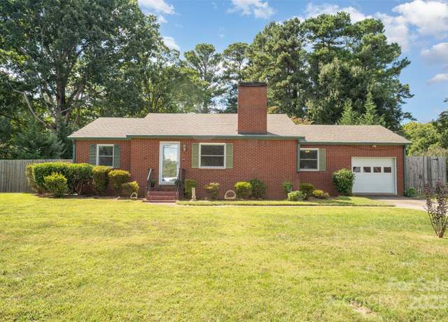 Property at 919 Radio Rd, Statesville, NC 28677, 3 beds, 1 bath