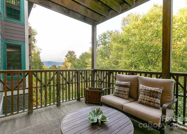 Property at 222 Creekside Way Unit D/102, Burnsville, NC 28714, 2 beds, 2 baths