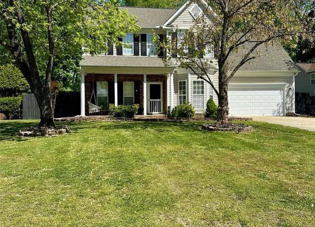 Property at 9003 Brad Ct, Matthews, NC 28104, 4 beds, 2.5 baths