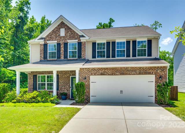Property at 7930 Kelburn Ln, Charlotte, NC 28273, 4 beds, 2.5 baths