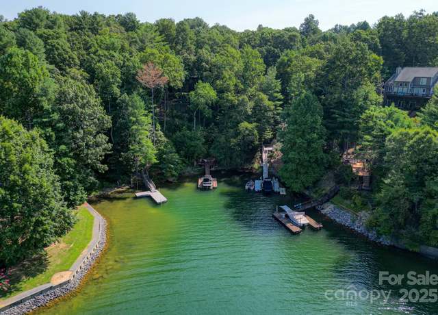 Property at 1600 Lillians Point Ct #33, Morganton, NC 28655