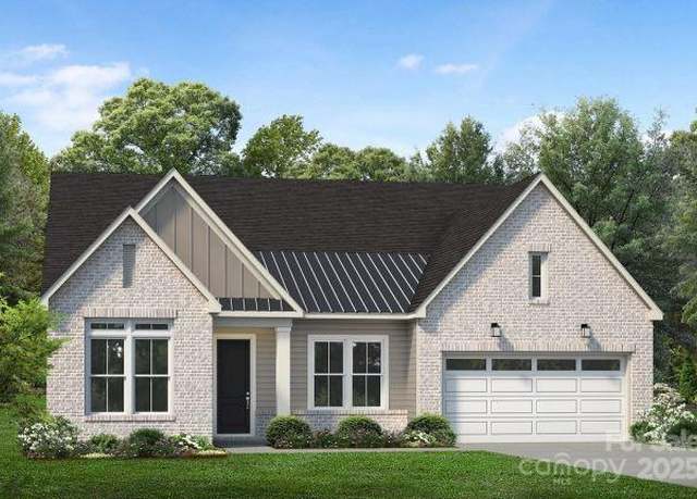 Property at 4241 Pinekirk Dr #0366, Charlotte, NC 28269, 4 beds, 4 baths