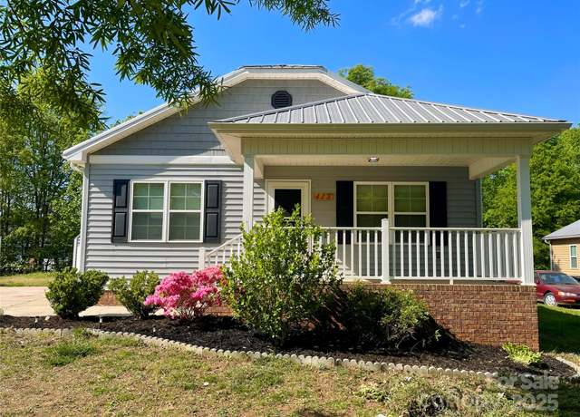 Property at 113 Burke Cir, Mooresville, NC 28115, 3 beds, 2 baths