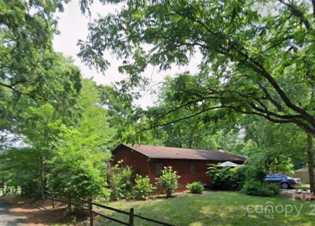 Property at 823 Corbin St, Albemarle, NC 28001, 3 beds, 1 bath