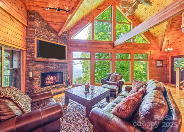 Property at 195 Unula Loop, Maggie Valley, NC 28751, 4 beds, 3.5 baths