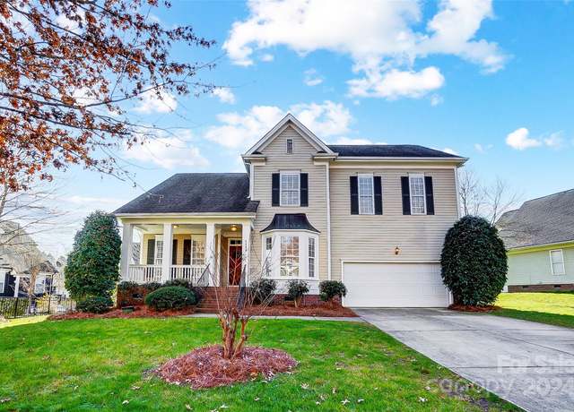 Property at 7750 Trailridge Dr, Tega Cay, SC 29708, 4 beds, 2.5 baths