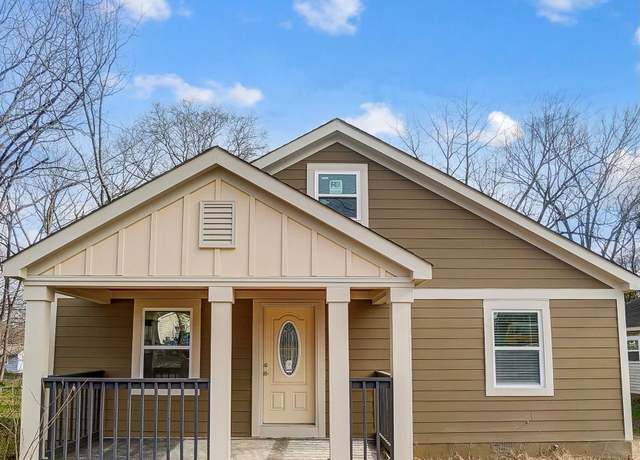 Property at 804 Rayon St, Charlotte, NC 28216, 3 beds, 1.5 baths
