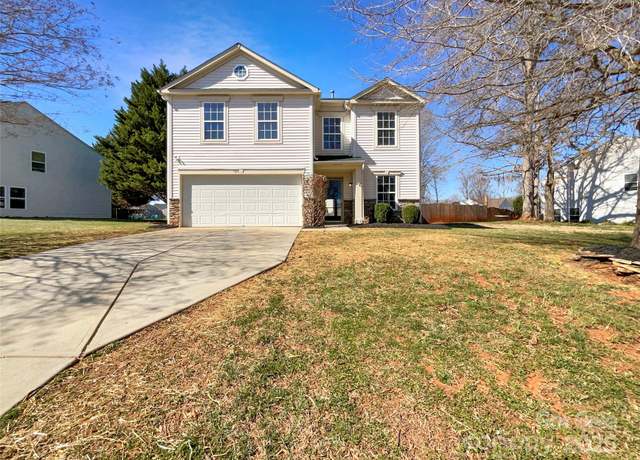 Property at 1326 Dunmore Ct, Clover, SC 29710, 3 beds, 2.5 baths