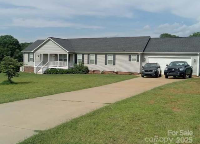 Property at 308 Laurel Ridge Dr, Lincolnton, NC 28092, 4 beds, 2 baths