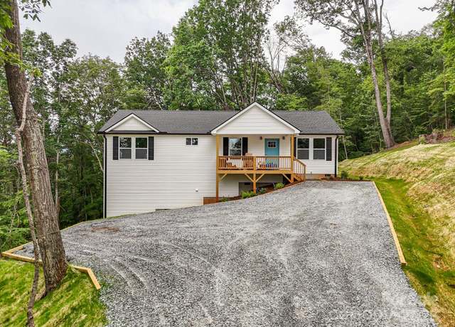 Property at 376 Hague Dr, Columbus, NC 28722, 3 beds, 2 baths