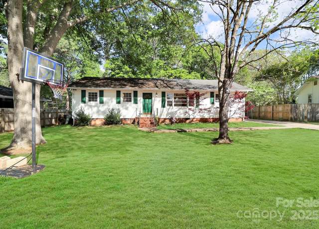 Property at 908 Dogwood Dr, Gastonia, NC 28054, 3 beds, 1.5 baths