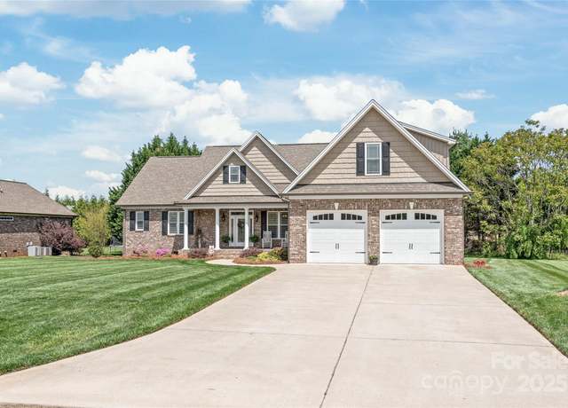 Property at 115 Ladybug Ct, Statesville, NC 28625, 3 beds, 2 baths