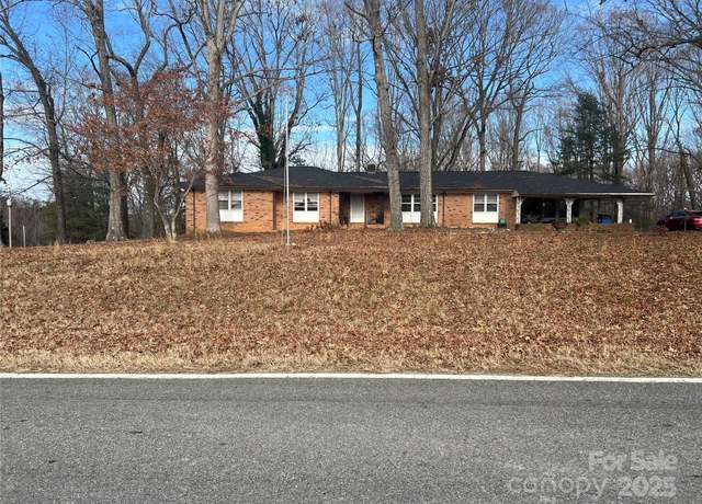 Property at 3367 Marshall Wolfe Rd, Kings Mountain, NC 28086, 3 beds, 2 baths
