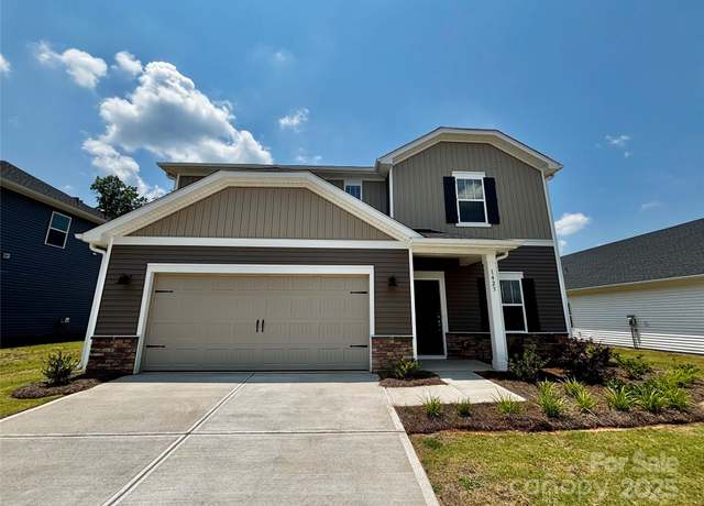 Property at 1423 Windy Park Dr, Stanley, NC 28164, 4 beds, 2.5 baths