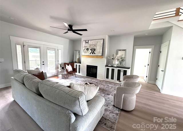 Property at 5105 Tom Starnes Rd, Waxhaw, NC 28173, 4 beds, 4.5 baths