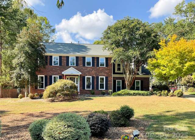 Property at 121 Pallisades Ct, Mooresville, NC 28117, 4 beds, 2.5 baths