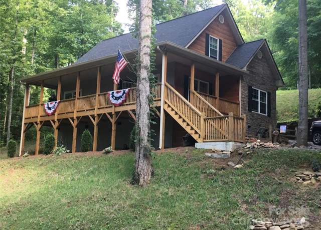 Property at 257 Katua Trl, Maggie Valley, NC 28751, 3 beds, 2.5 baths