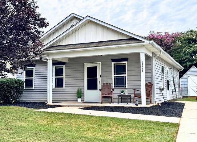 Property at 10002 Psalms St, Cornelius, NC 28031, 2 beds, 1 bath