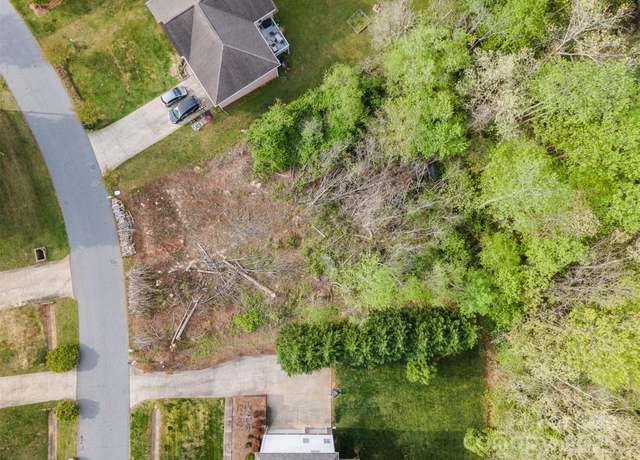 Property at 1552 Indian Springs Dr NW, Conover, NC 28613