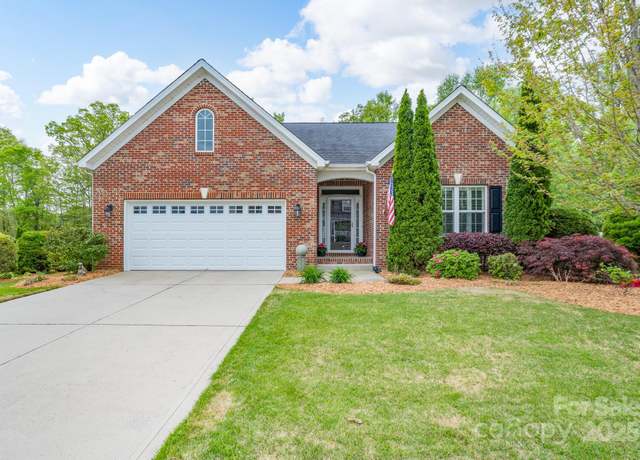 Property at 5135 Norway Ln, Rock Hill, SC 29732, 3 beds, 2 baths