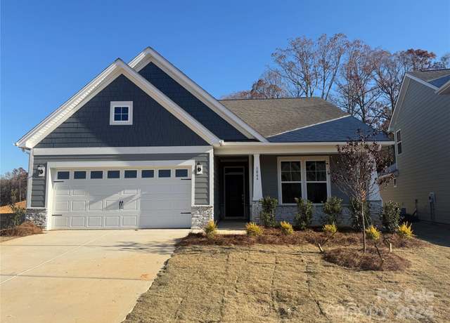Property at 1066 Bull Dog Ln, Wingate, NC 28174, 4 beds, 2 baths