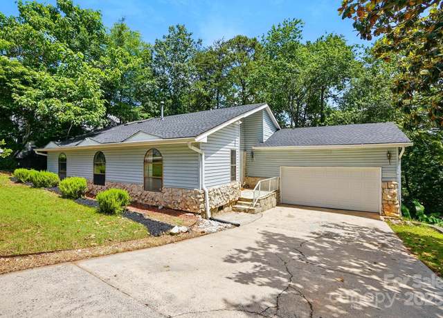 Property at 1205 Molokai Dr, Tega Cay, SC 29708, 3 beds, 2.5 baths