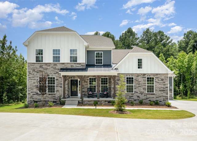 Property at 7001 New Town Rd, Waxhaw, NC 28173, 5 beds, 4.5 baths