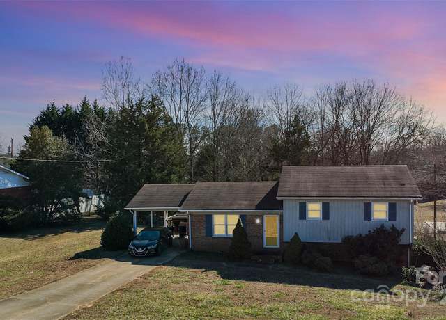 Property at 274 Trojan Ln, Forest City, NC 28043, 3 beds, 2 baths